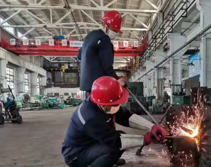 防爆鋼絲繩電動葫蘆和防爆橋式起重機相得益彰