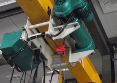 鋼絲繩電動(dòng)葫蘆與電動(dòng)跑車的方位關(guān)系到重物的升降高度